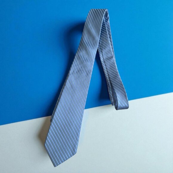 VALENTINO Men's Blue Silk Blend Neck Tie - Picture 1 of 8